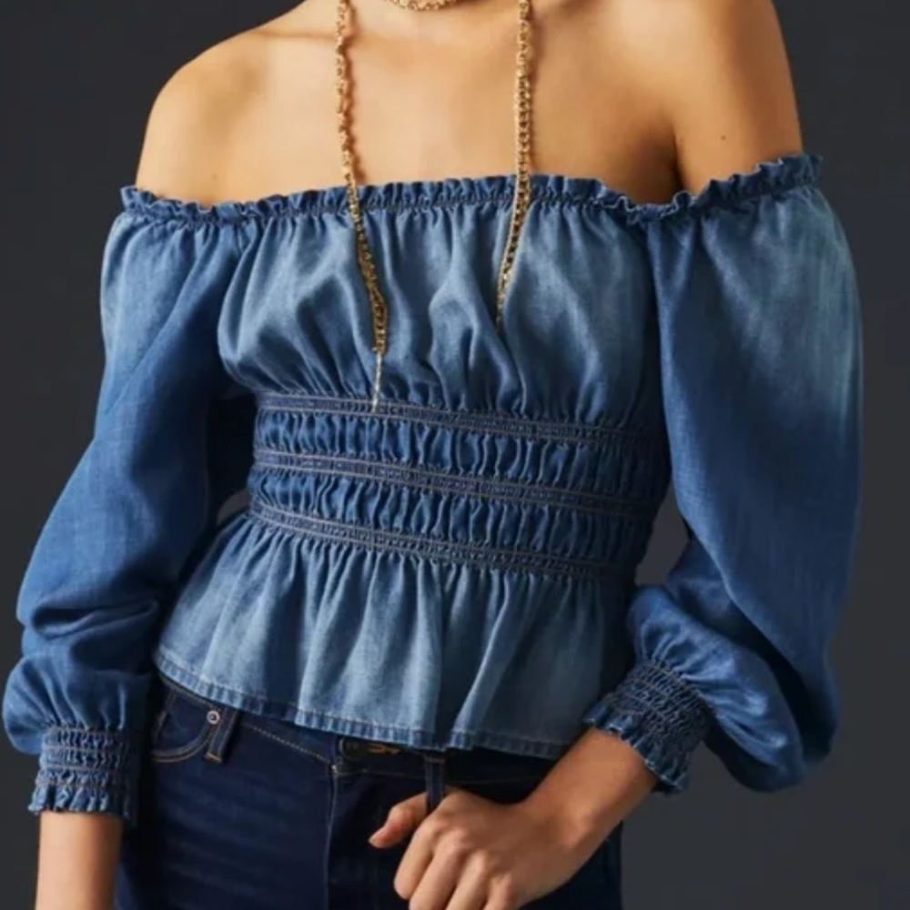 *Bella Dahl Womens Smocked Off The Shoulder Denim Top Small